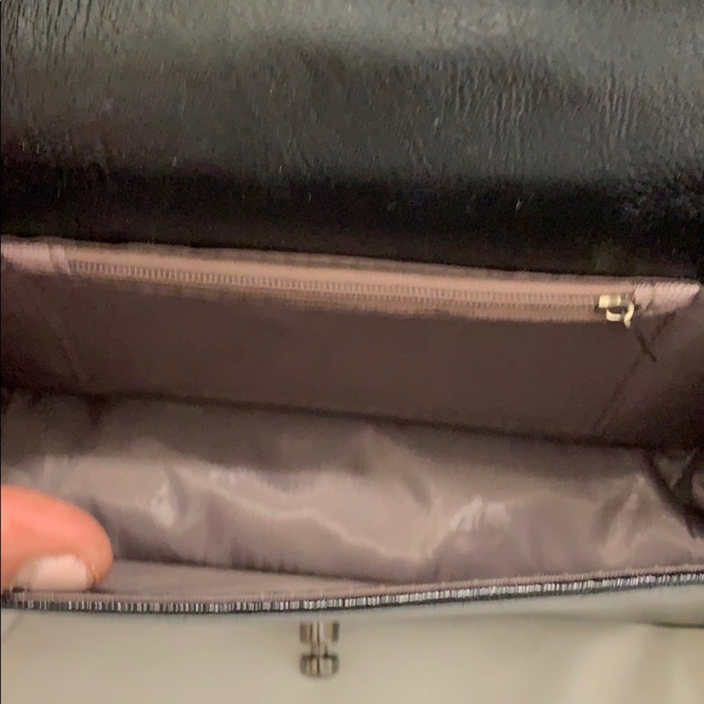β’ LAST ONE β’π BOUTIQUE || crossbody bag - Picture 13 of 13